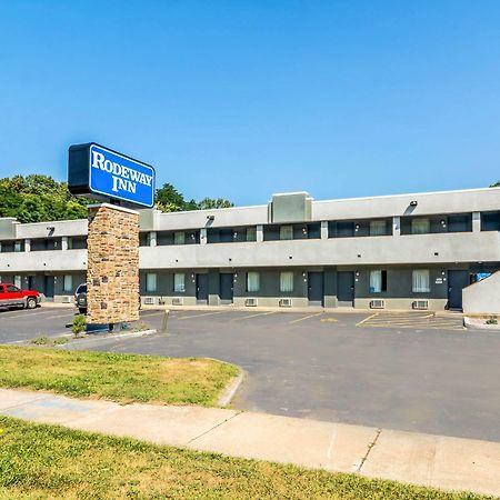 Rodeway Inn Portage Exteriör bild