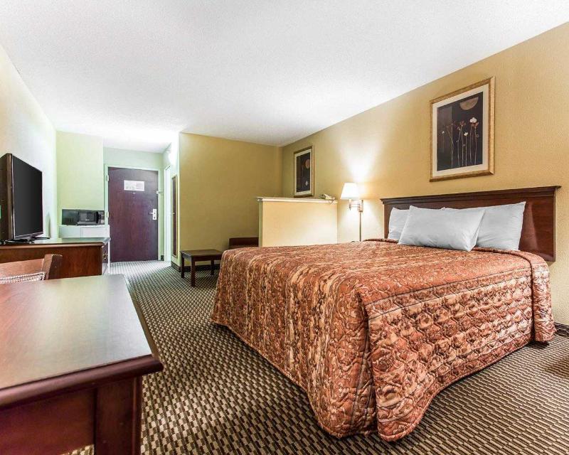 Rodeway Inn Portage Exteriör bild